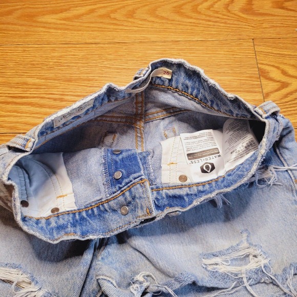Levi's Light Blue Distressed Jean Shorts - Picture 5 of 12